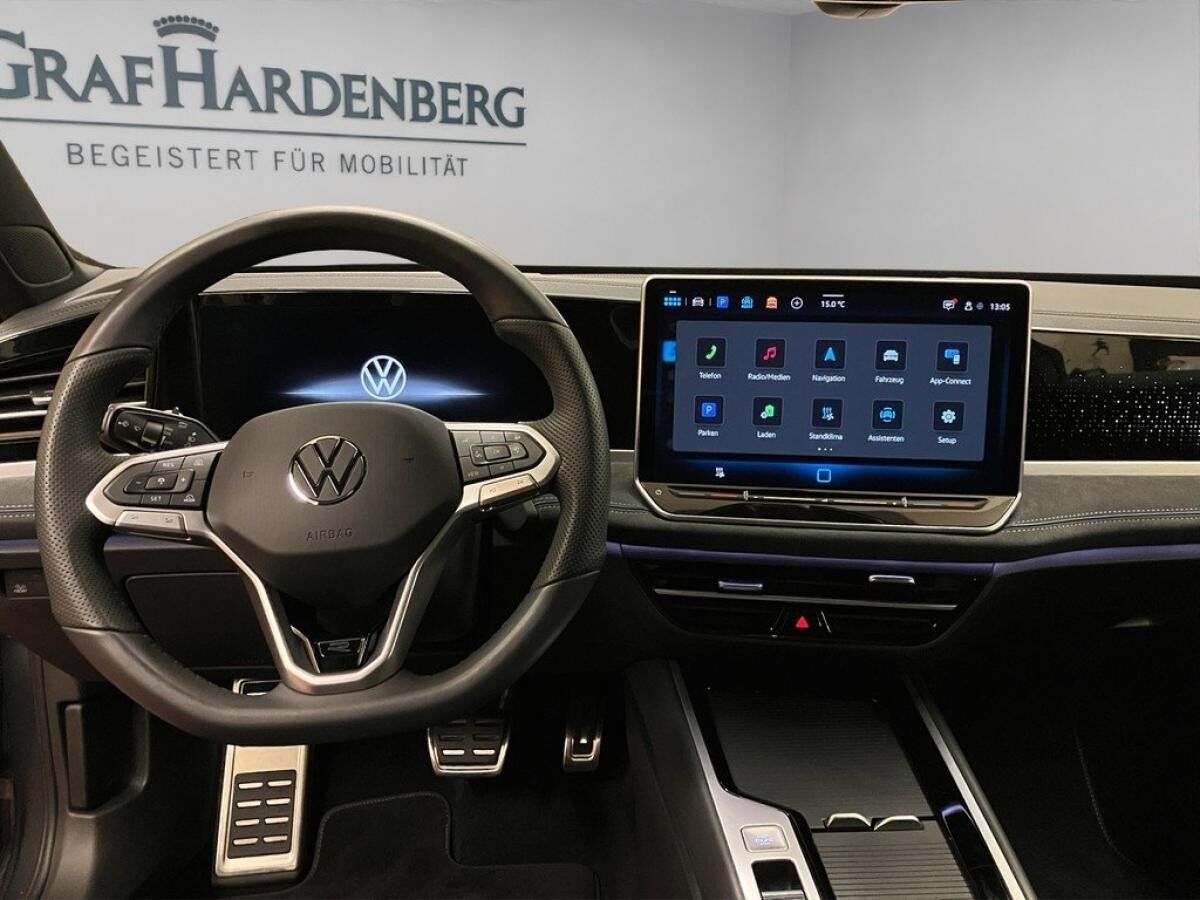 Volkswagen Passat Variant 1.5 TSI DSG R-Line / SOFORT VERFÜGBAR !