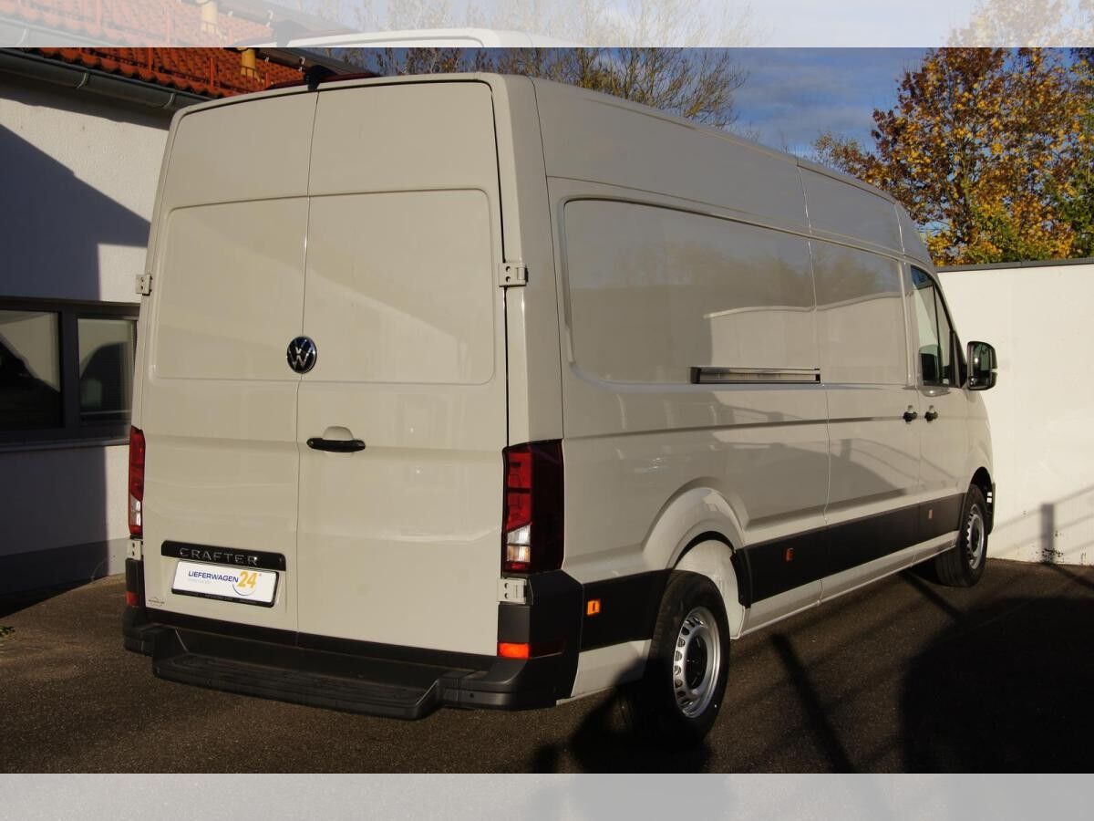 Volkswagen Crafter 35 Kasten lang Hochdach L4H3 LED ACC AHK