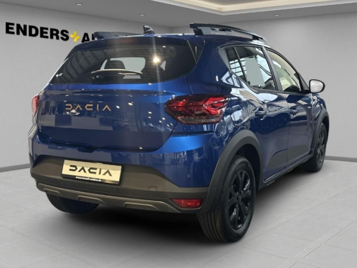 Dacia Sandero Stepway Extreme TCe 110 Winterräder + Wartung