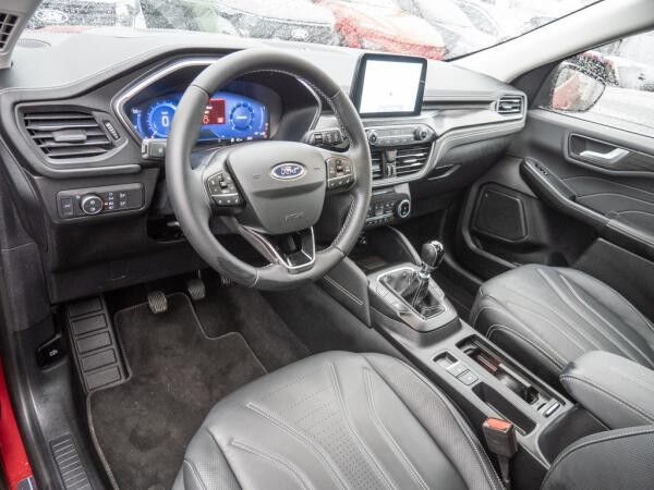 Ford Kuga Vignale 1.5 EcoBoost PANO*LED*AHK*Allwetter
