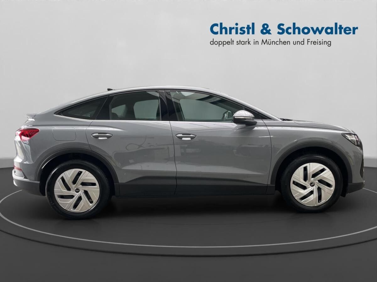 Audi e-tron Q4 Sportback NAVI LED 3ZAC SOUND