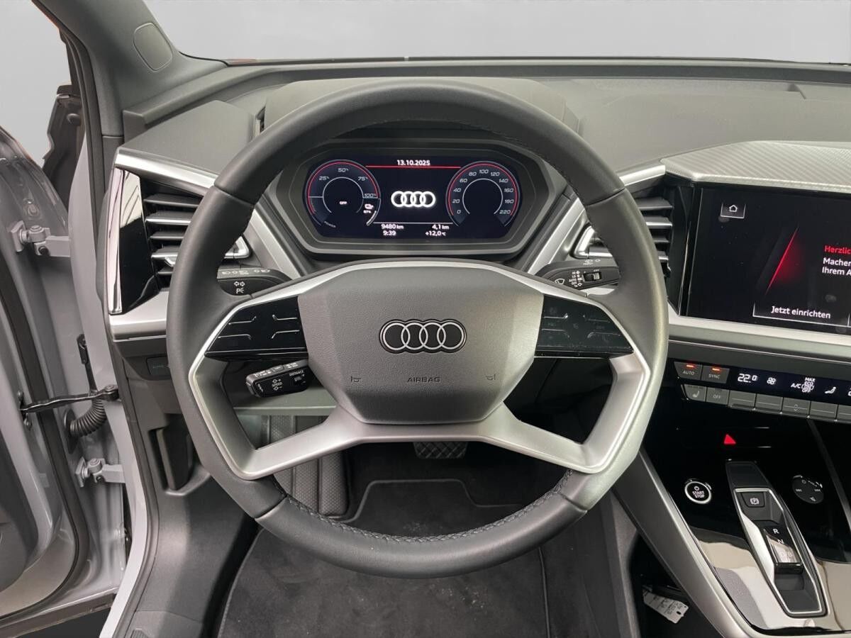 Audi e-tron Q4 Sportback NAVI LED 3ZAC SOUND
