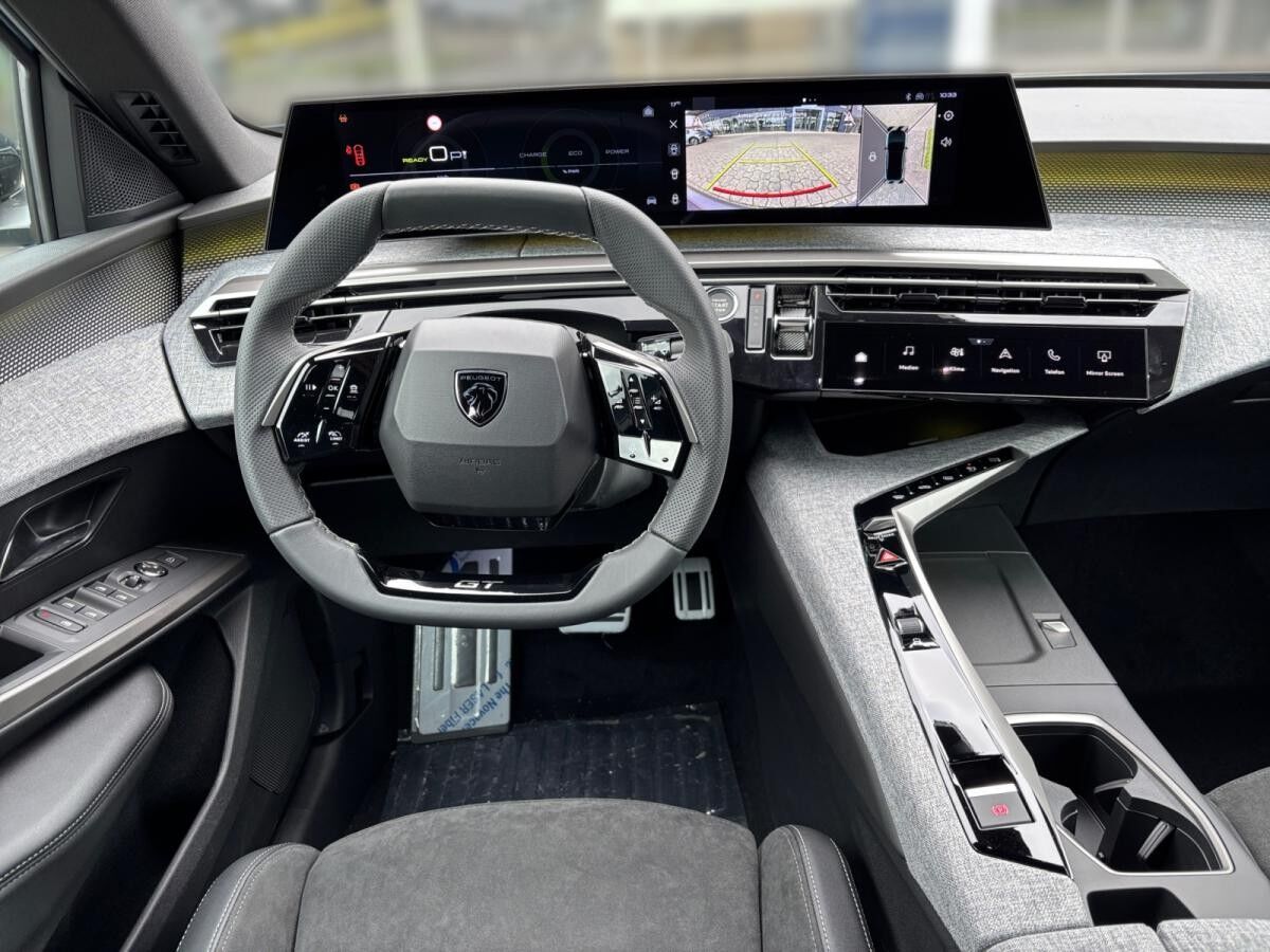 Peugeot 3008 E-3008 GT 210 + Winter+Komfort+Drive-Paket