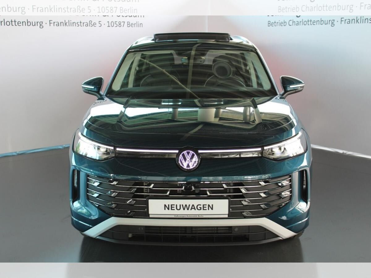 Volkswagen Tayron Elegance 2,0l TSI 4Motion, RFK, NAV, GJR, PANO, 7-Sitzer