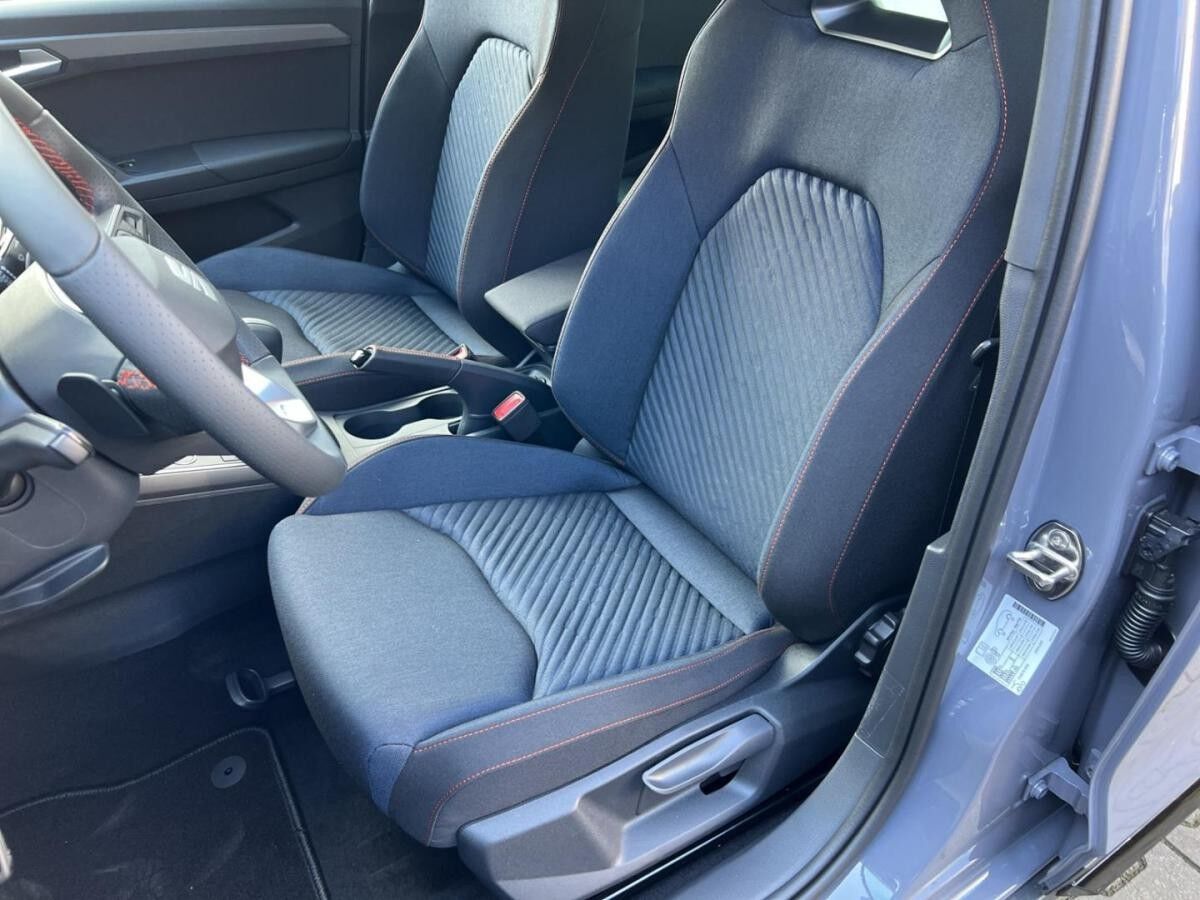 Seat Arona FR Black Edition 1.0 TSI 7-Gang-DSG NAVI/SHZ/LED/PDC