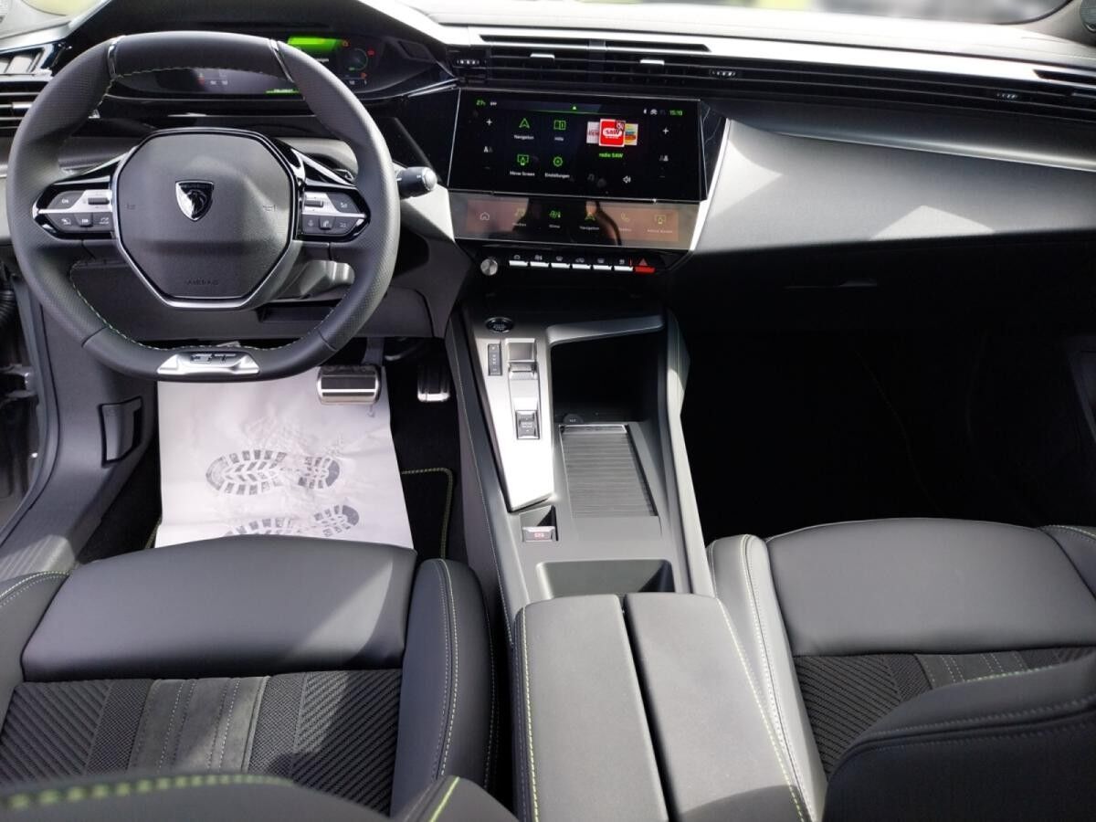 Peugeot 408 408 GT HYBRID 145 e-DSC6 Peugeot 408 408 GT HYBRID 145 e-DSC6