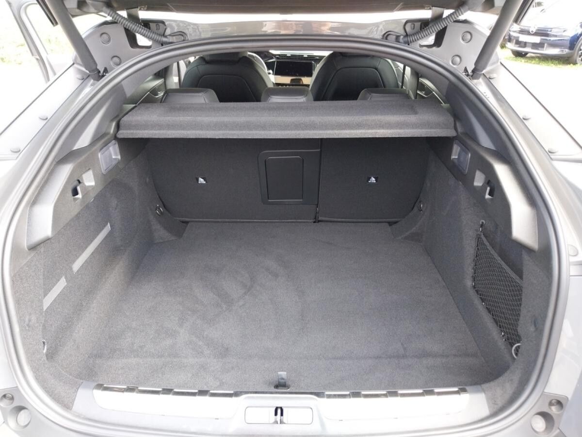 Peugeot 408 408 GT HYBRID 145 e-DSC6 Peugeot 408 408 GT HYBRID 145 e-DSC6