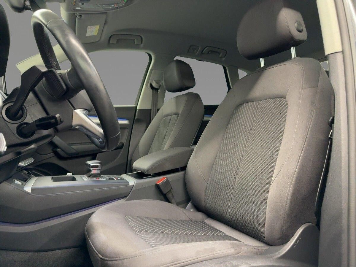 Audi Q5 40 TDI S line quattro Matrix AHK Navi Parklenkassist