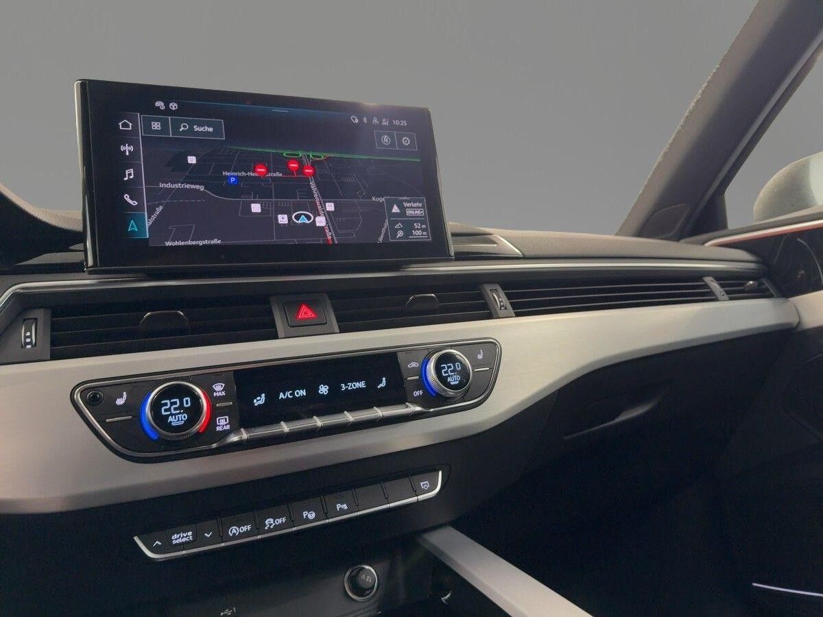 Audi A4 Avant S line 40 TFSI Pano Matrix Kamera B&0 AHK