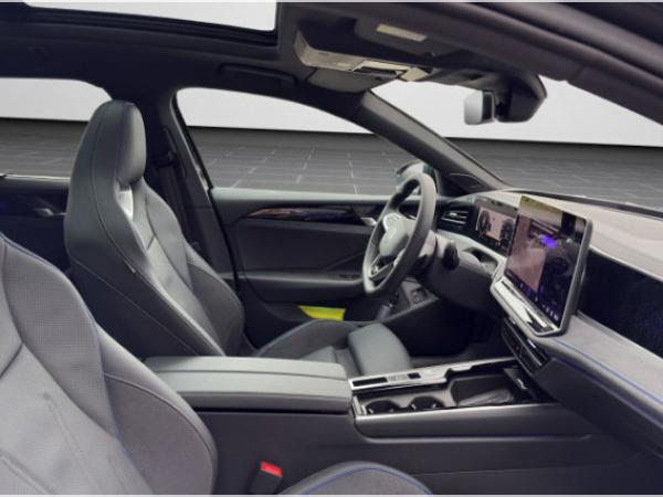 Volkswagen Passat R-Line 1,5 l eHybrid *0,5%-VERSTEUERUNG*SOFORT VERFÜGBAR* OPF 130 kW (177 PS) / 85 kW (115 PS) 6-Gan