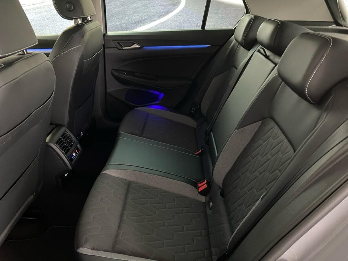 Volkswagen Golf 1.5 eTSI DSG Energy