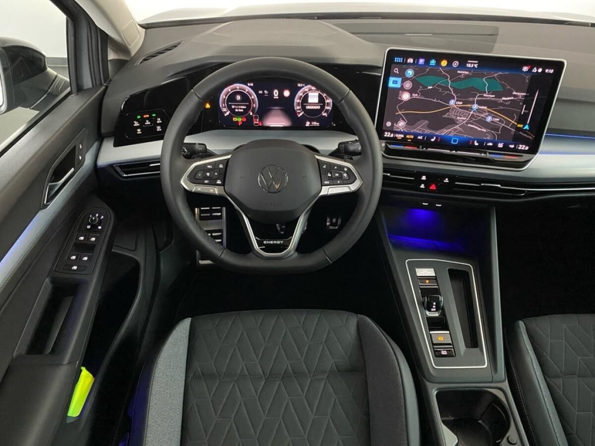 Volkswagen Golf 1.5 eTSI DSG Energy