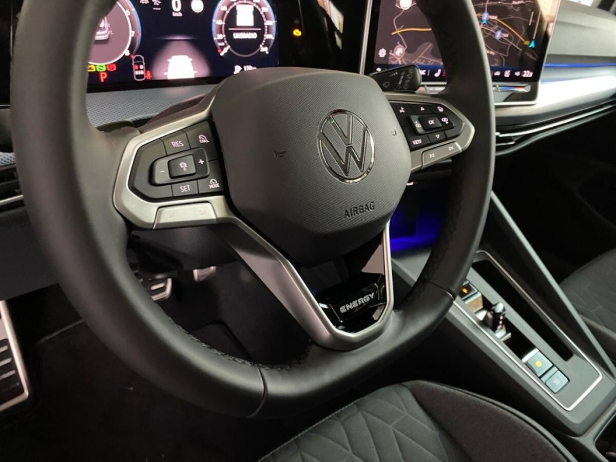 Volkswagen Golf 1.5 eTSI DSG Energy