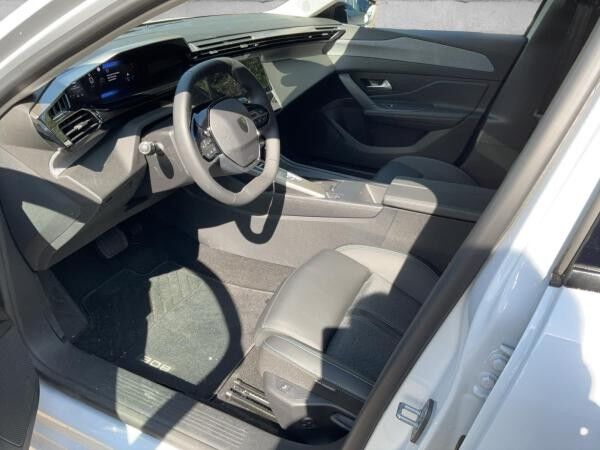 Peugeot 308 Allure BlueHDi 130 EAT8