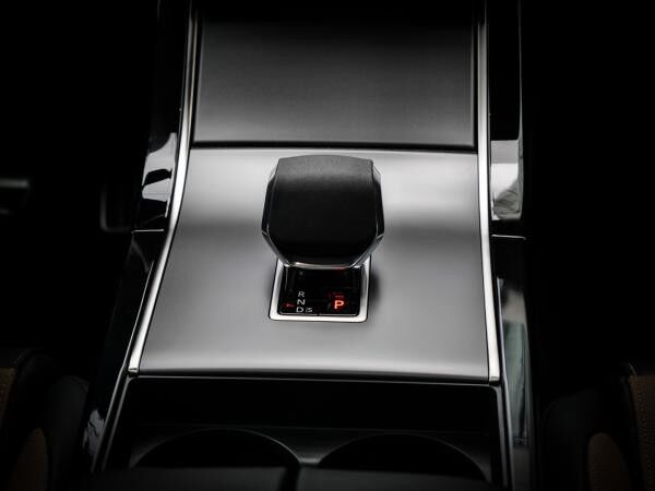 Land Rover Range Rover Velar Range Rover Velar P400e PHEV Dynamic HSE *sofort verfügbar*