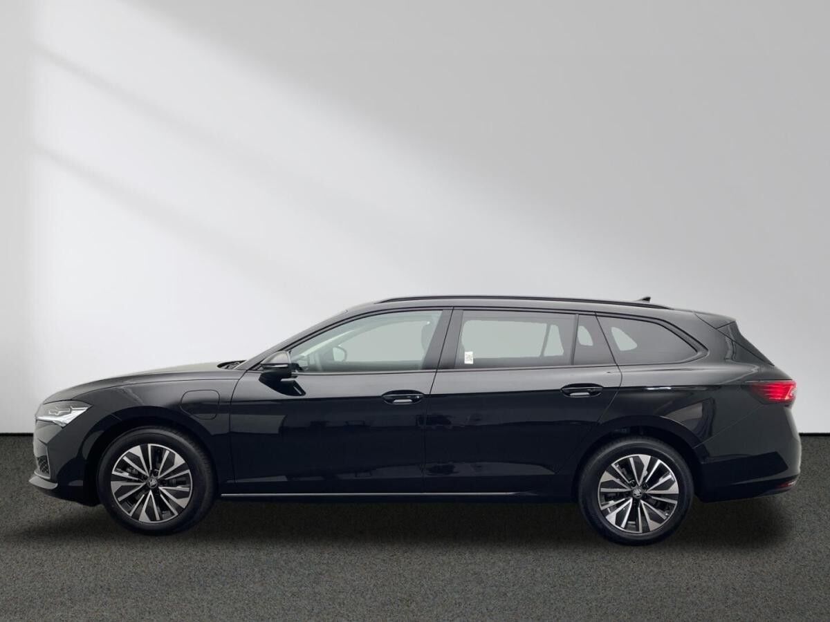 Skoda Superb Combi Selection 1.5 TSI 204PS iV  *SOFORT VERFÜGBAR* Skoda Superb Combi Selection 1.5 TSI 204PS iV  *SOFORT VERFÜGBAR*