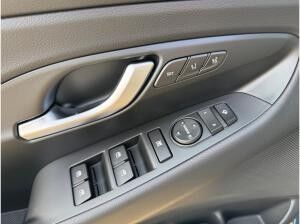 Hyundai i30 i30 MJ25 1.5T 6-MT 2WD N Line 48V, SitzPaket