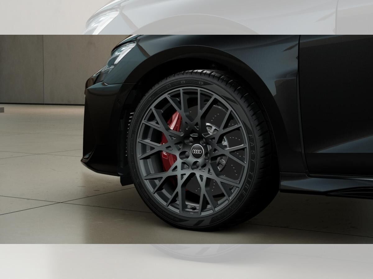 Audi RS3 Sportback S line Matrix ACC Navi Pano RS-Sportabgas 280km/h