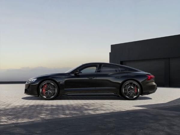 Audi RS e-tron GT performance HUD Aktivfahrw. Laser Keramik