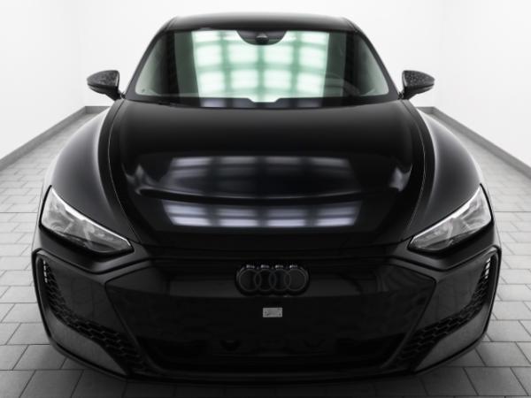 Audi RS e-tron GT performance HUD Aktivfahrw. Laser Keramik