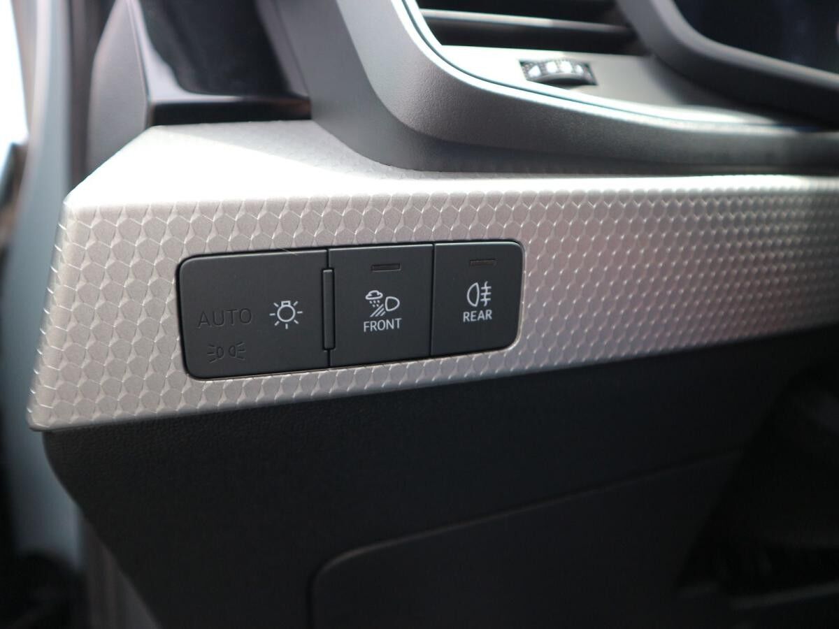 Audi A1 Sportback S line 40 TFSI S tronic*SONOS*NAVI*