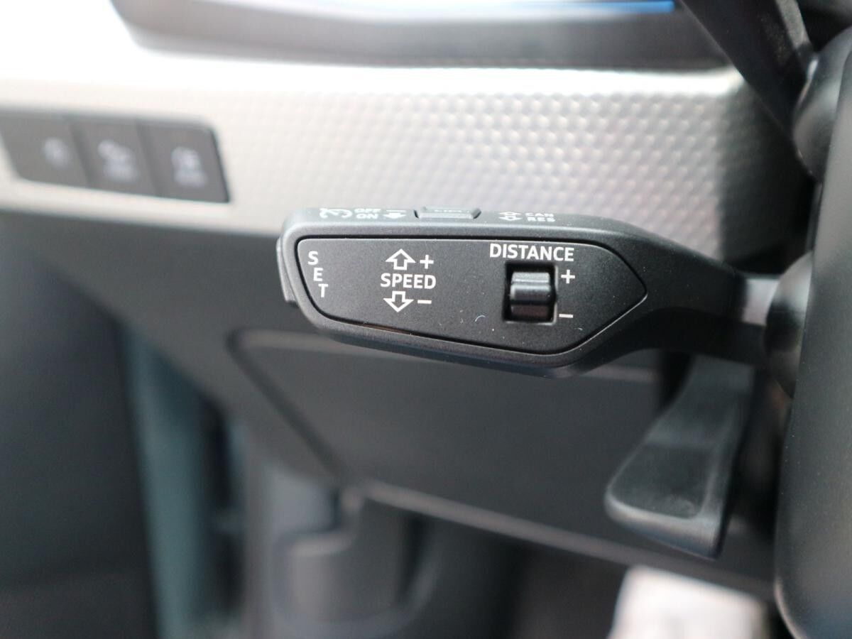 Audi A1 Sportback S line 40 TFSI S tronic*SONOS*NAVI*