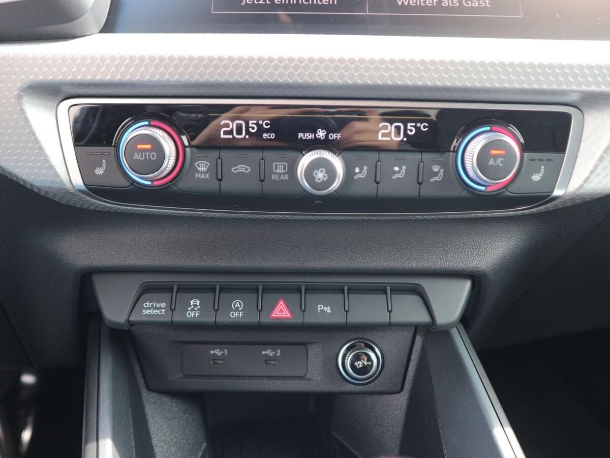 Audi A1 Sportback S line 40 TFSI S tronic*SONOS*NAVI*