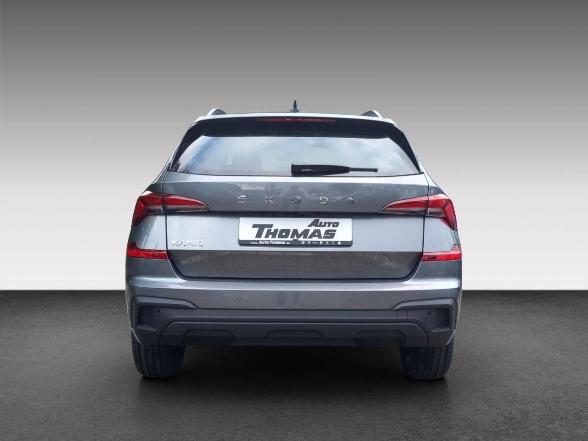 Skoda Kamiq Tour 1,0 TSI 5-Gang *SHZ*KLIMA*LED*