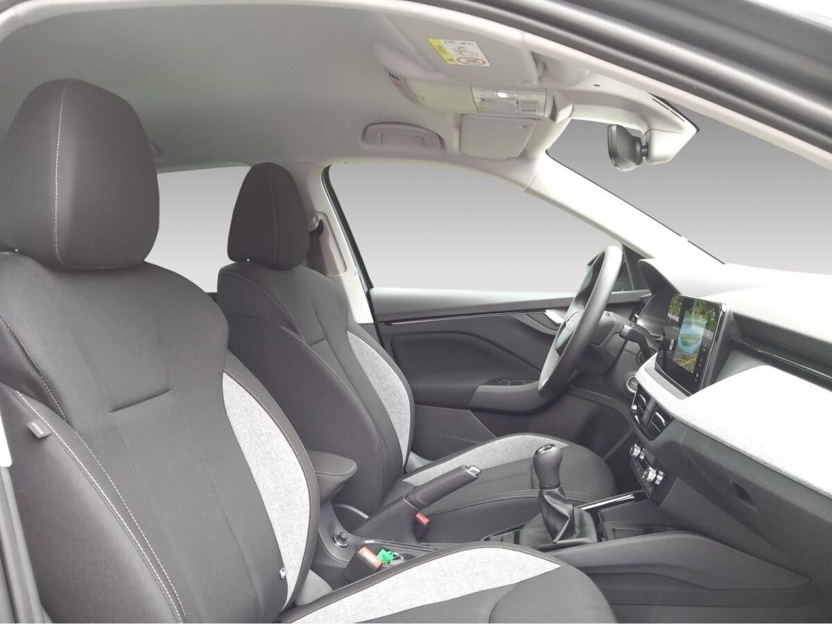 Skoda Kamiq Tour 1,0 TSI 5-Gang *SHZ*KLIMA*LED*