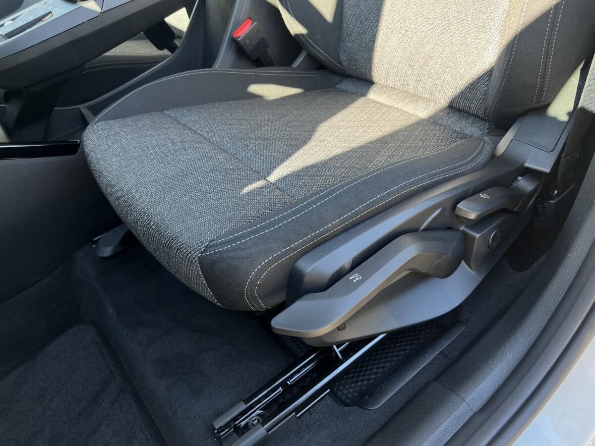 BMW X1 sDrive18i +++UPE: *50630,00?,--+++