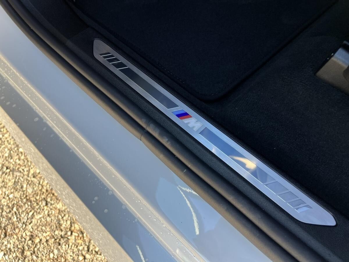 BMW X5 xDrive50e M Sport Vorteil zur Neuwagen-UPE 23.450EUR