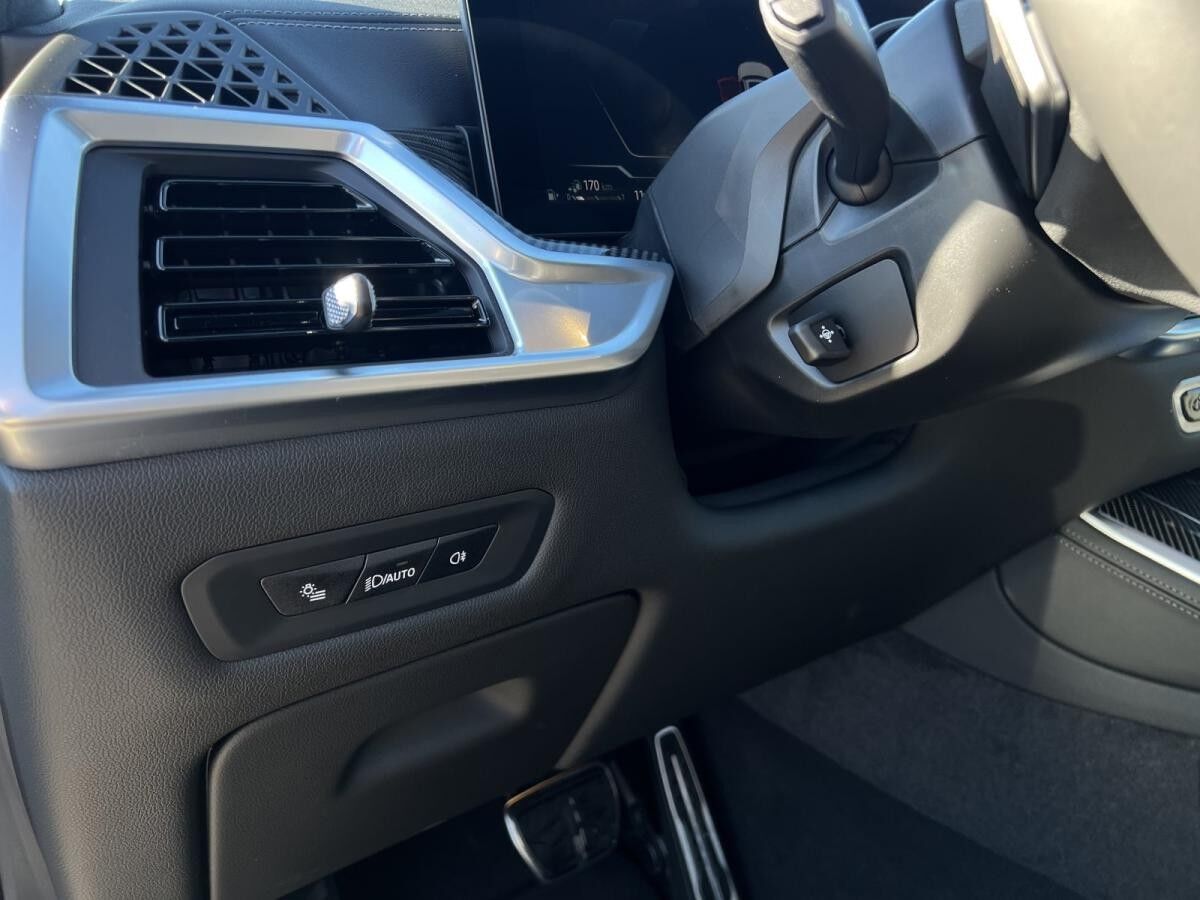 BMW X5 xDrive50e M Sport Vorteil zur Neuwagen-UPE 23.450EUR