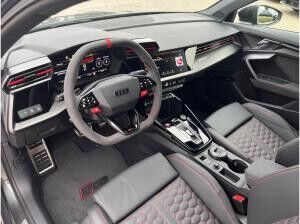 Audi RS3 RS 3 Limousine S tronic Audi RS3 RS 3 Limousine S tronic