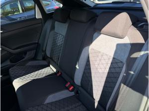 Volkswagen Taigo R-Line 1,5 l TSI DSG