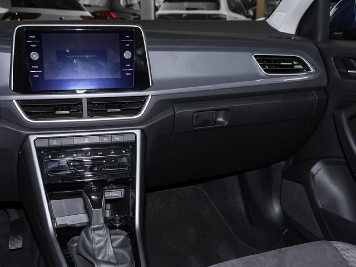 Volkswagen T-Roc 1,5 DSG Style ACC AHK LED-Plus R-Kamera NaviMedia Parkassist