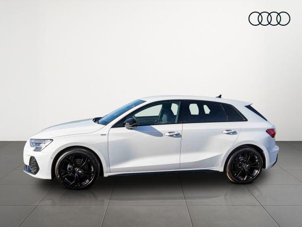 Audi A3 Sportback S line TFSI S tronic AHK SONOS Matrix
