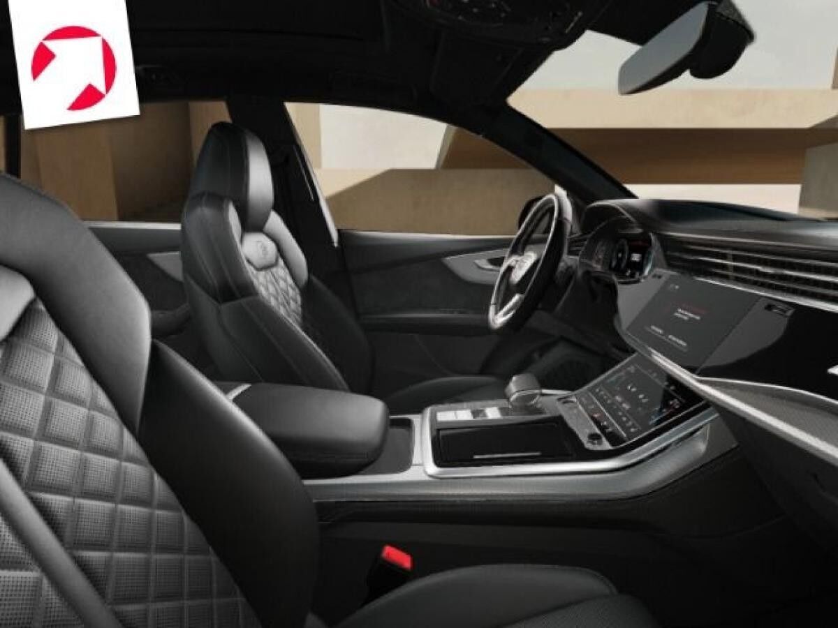 Audi Q8 SUV S line business TFSI e*0,5%*MATRIX*AHK Audi Q8 SUV S line business TFSI e*0,5%*MATRIX*AHK