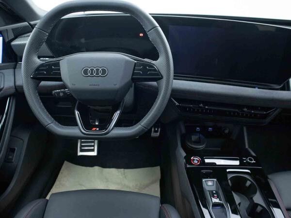 Audi A6 e-tron Avant performance*S-LINE*PANO*AHK*B&O*