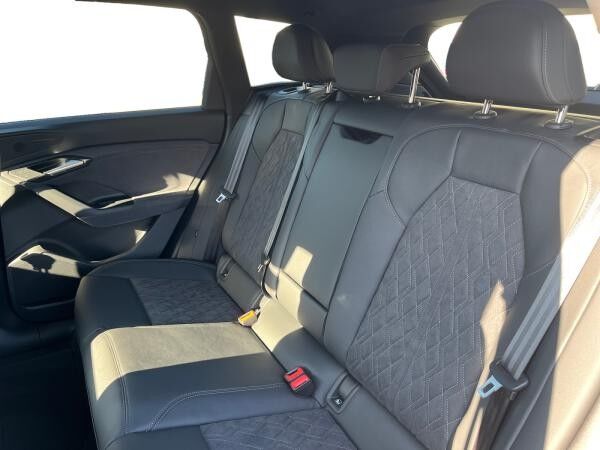 Audi Q6 e-tron Q6 SUV e-tron performance