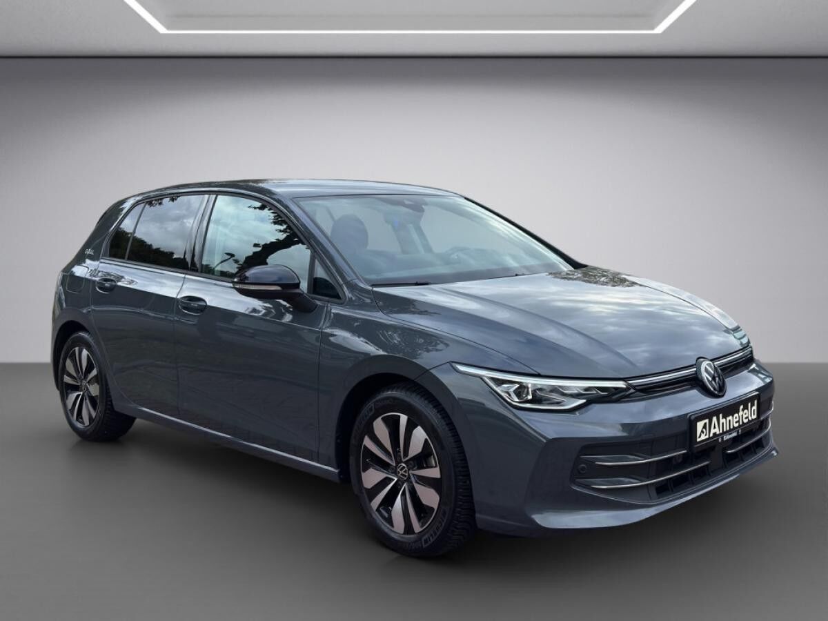 Volkswagen Golf VIII