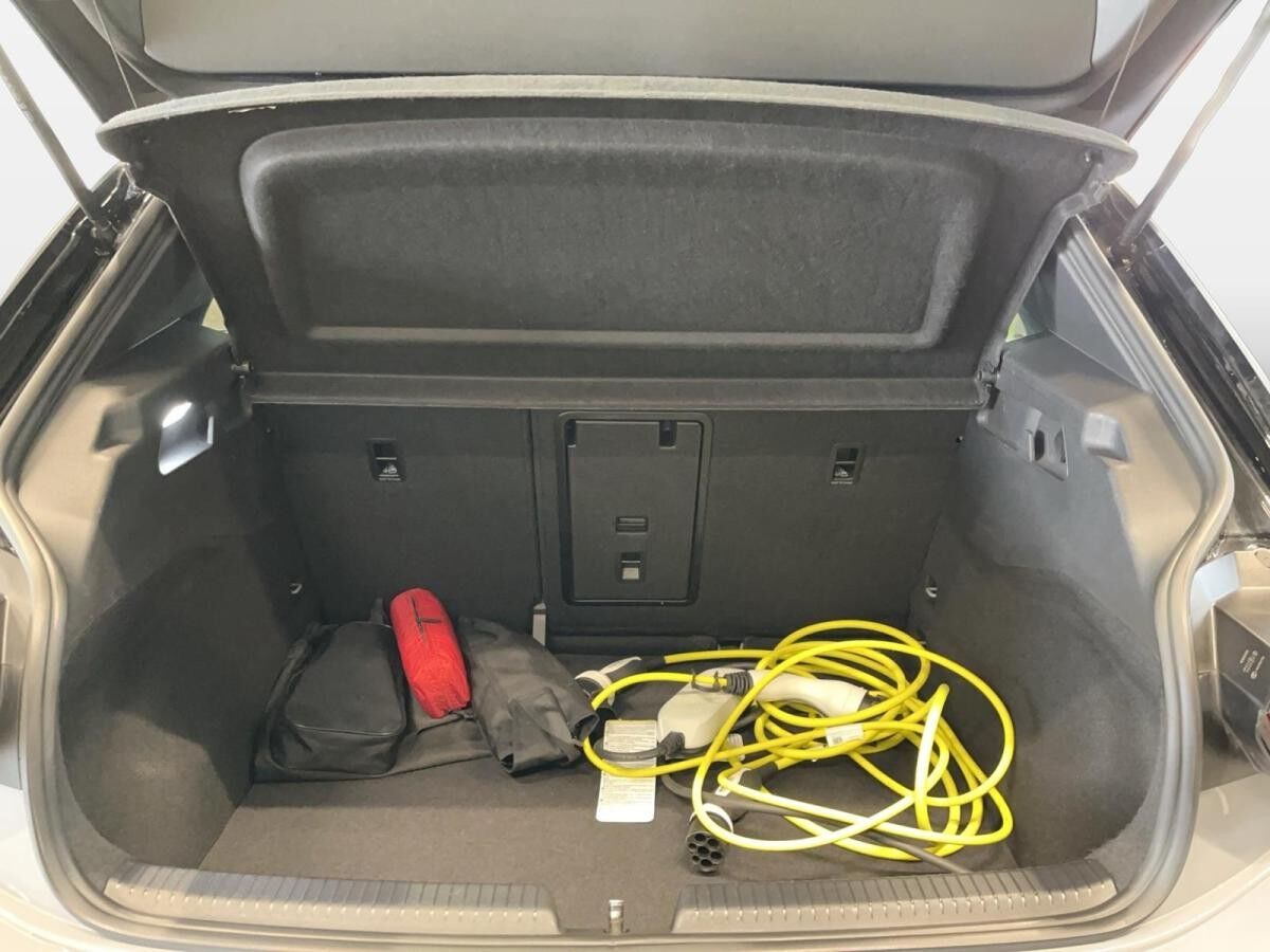 Volkswagen ID.3 Pro 2xKlima ACC AUT DynLicht Fernlichtass.