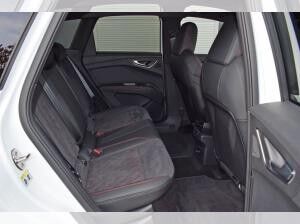 Audi Q4 e-tron 45 *S-line*Matrix*AHK*HuD*SONOS*RüKam*