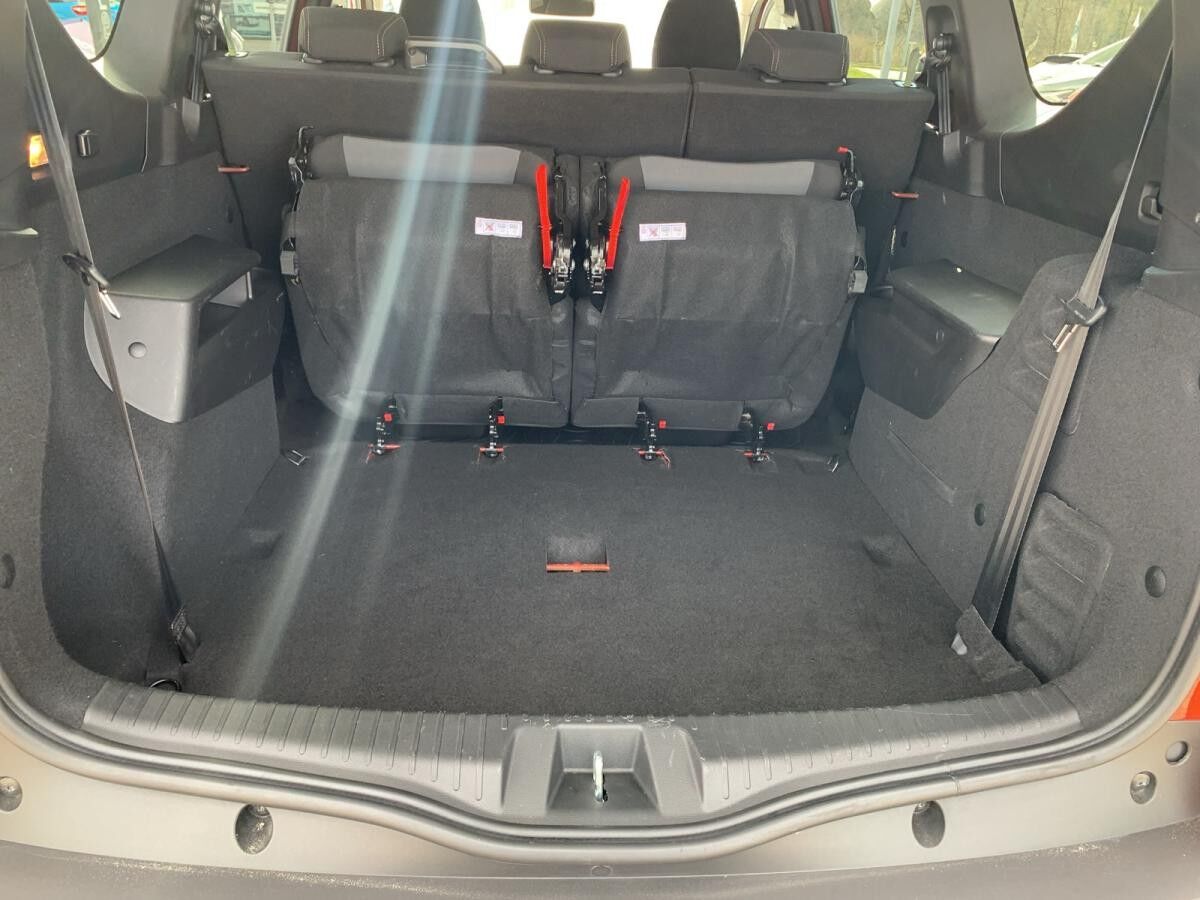 Dacia Jogger Extreme+ TCe 110 7-Sitzer