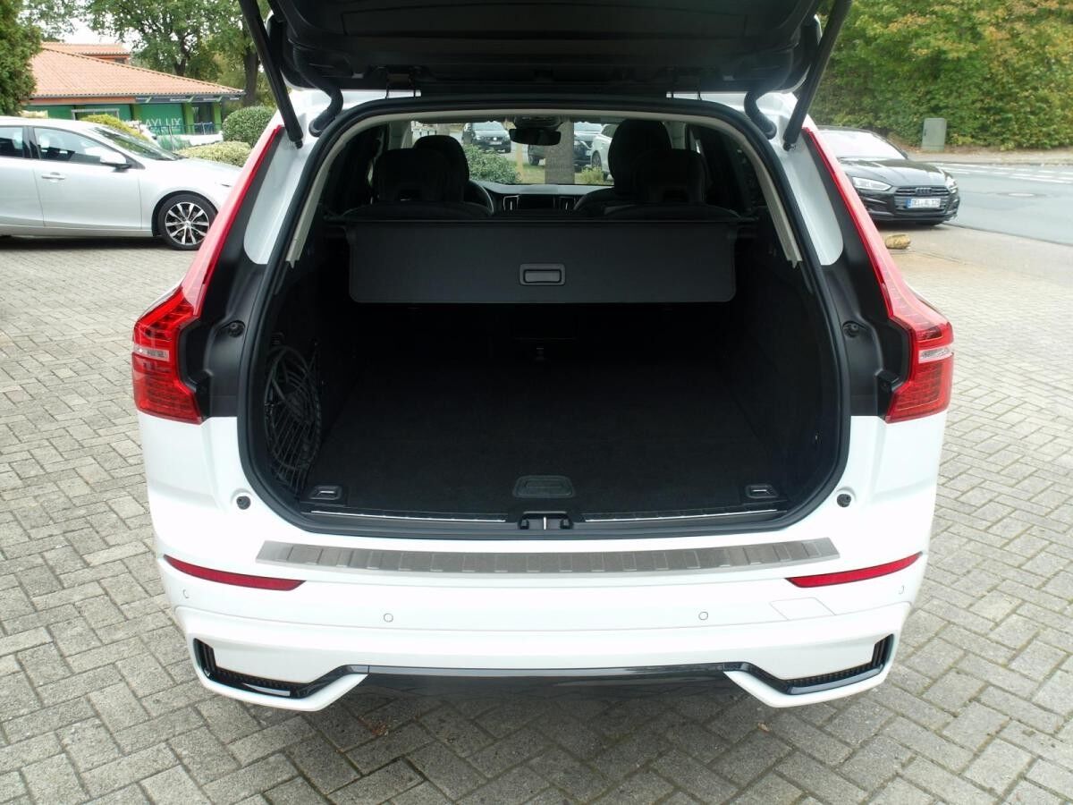 Volvo XC60 T6 AWD Plus Dark