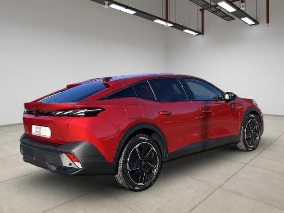 Peugeot 408 HYBRID 145 GT +Pano+Alcantara+