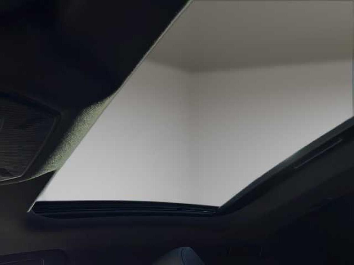 Peugeot 408 HYBRID 145 GT +Pano+Alcantara+