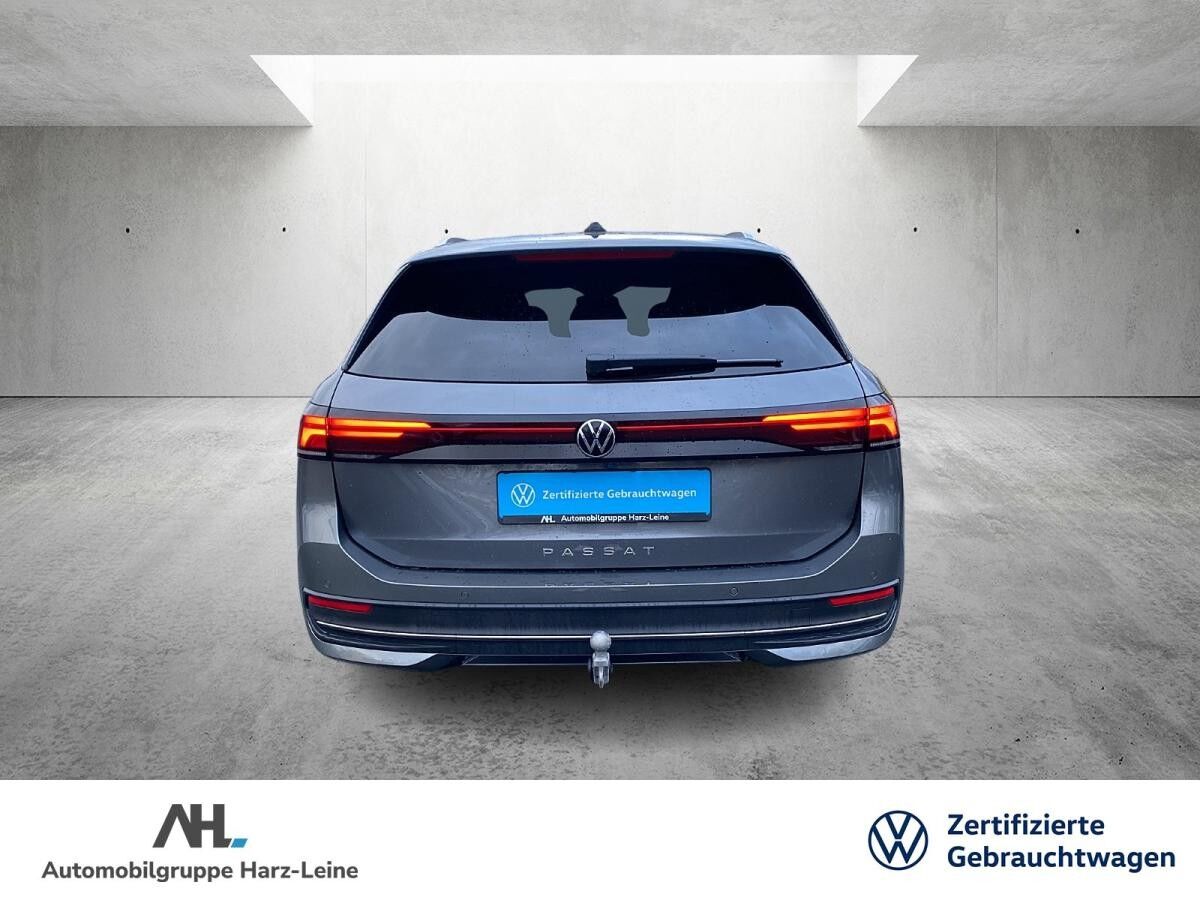 Volkswagen Passat Variant 2.0 TDI Business DSG AHK HuD ACC Navi Massage DCC Pro