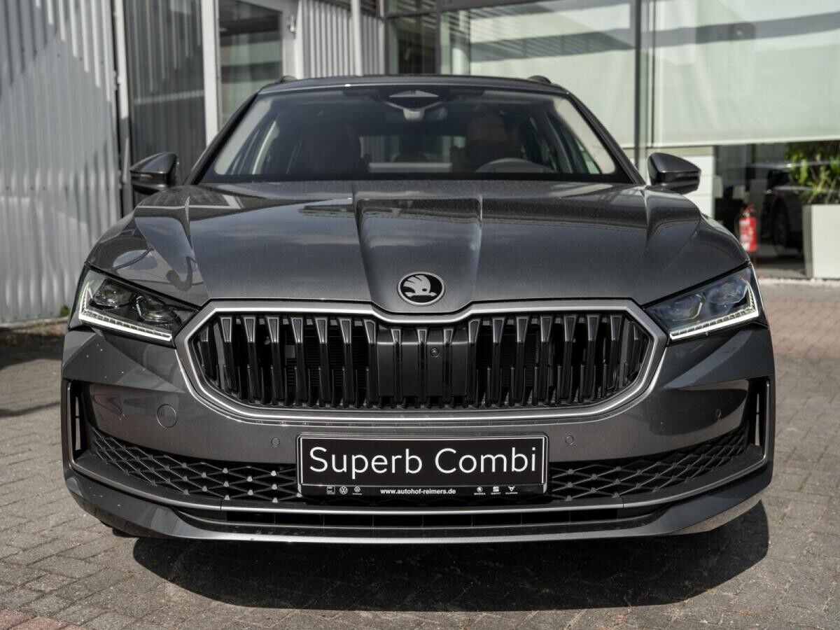 Skoda Superb Combi Selection 2.0 TDI DSG AHK Kam. LM