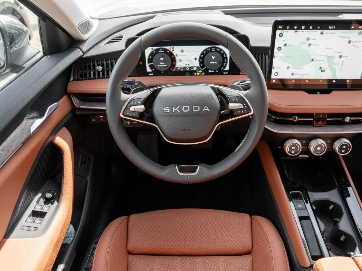 Skoda Superb Combi Selection 2.0 TDI DSG AHK Kam. LM