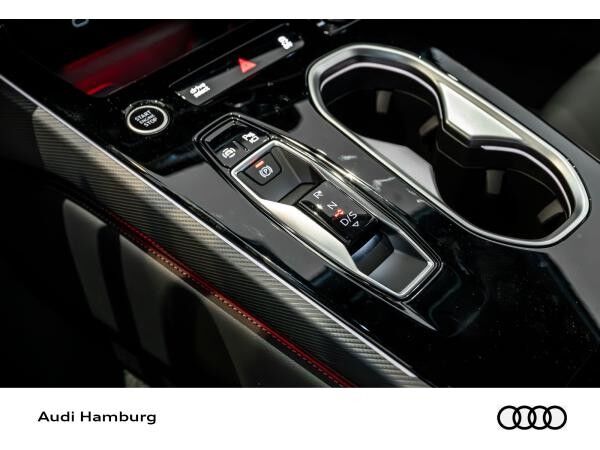 Audi A6 Avant TDI quattro S troni c ***